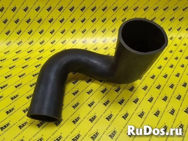 Патрубок воздушного фильтра JCB 334/C5331 изображение 4