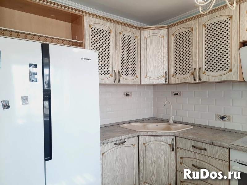 Сдаю посуточно 3-х комнатную квартиру в центре г. Новоалтайска изображение 7