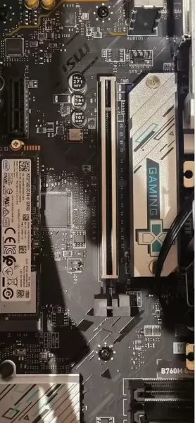 Надежный ПК Core i5-13500 2,5Гц DDR5 32gb SSD 640g фотка