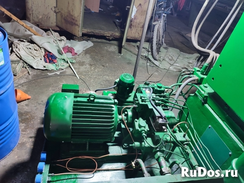 Продам станок 3Б722 универсальный шлифовальный изображение 3