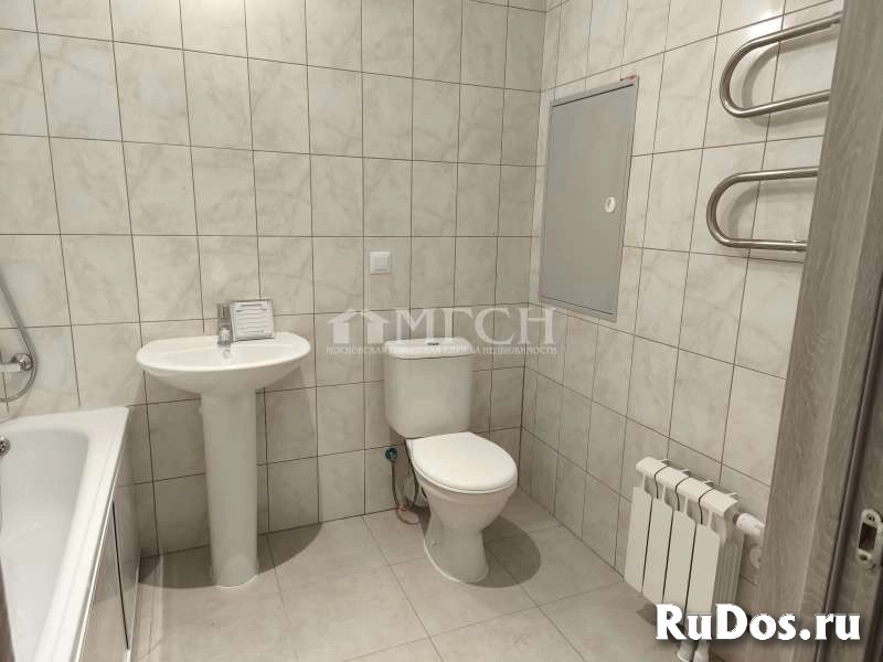 Продам 2 комнатную квартиру 58.2 м2 изображение 10