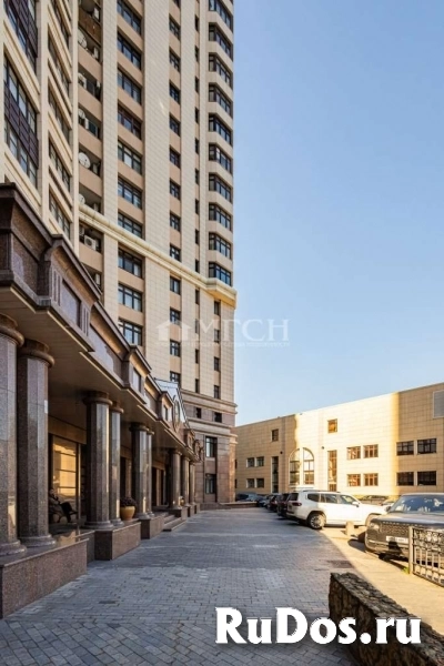 Продам 4 комнатную квартиру 194.4 м2 изображение 7