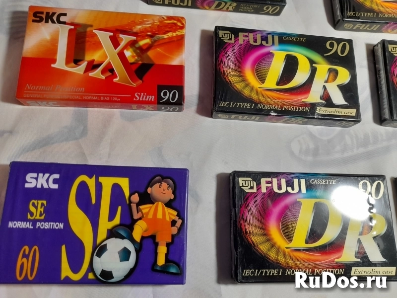 Аудиокассеты новые.  Запечатаны. фотка