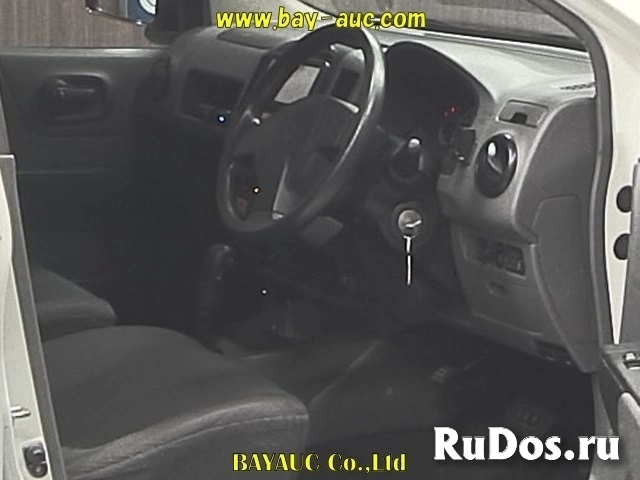 Универсал Mitsubishi Lancer Van кузов CVY12 модификация 15M изображение 3