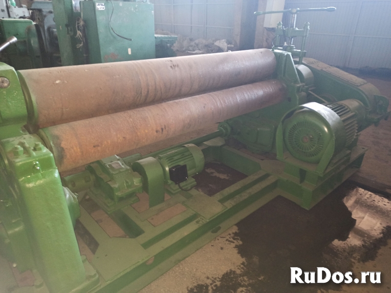 Вальцы (трехвалковая листогибочная машина) И2222 16х2000 ппродам изображение 4