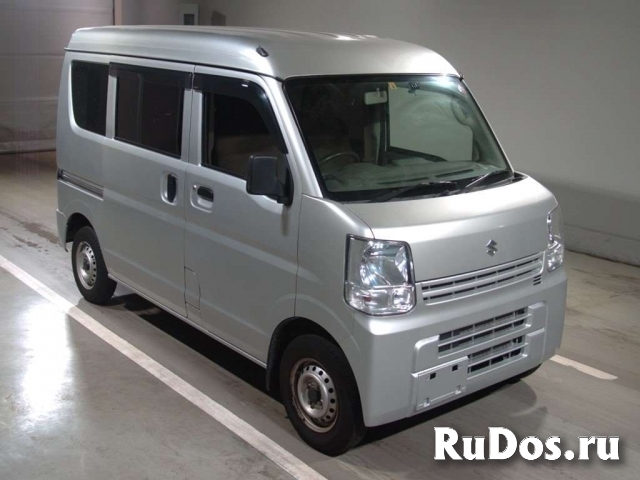 Грузопассажирский микроавтобус Suzuki Every минивэн микровэн фото
