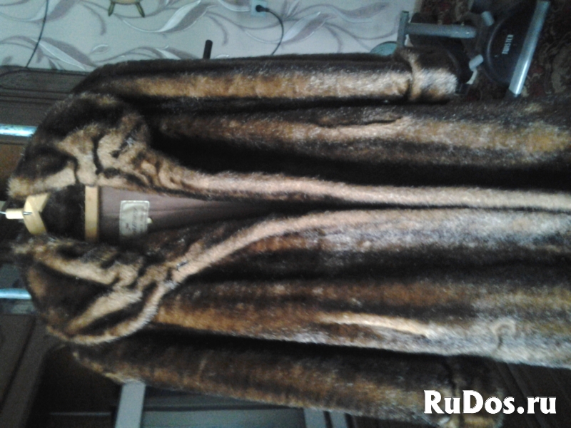 Шуба женская. Франция изображение 4