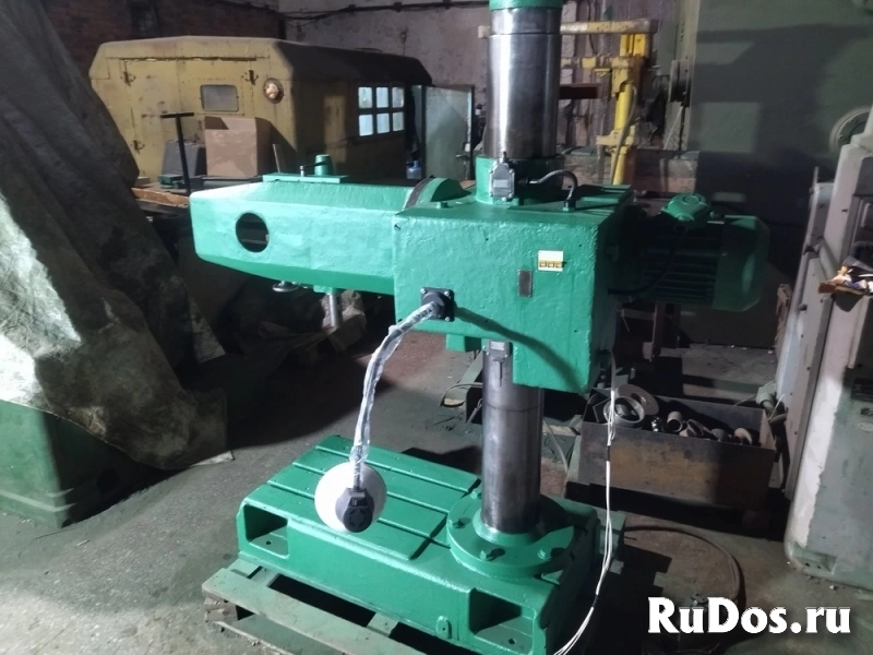 Радиально-сверлильный станок 2Е52 продам изображение 3