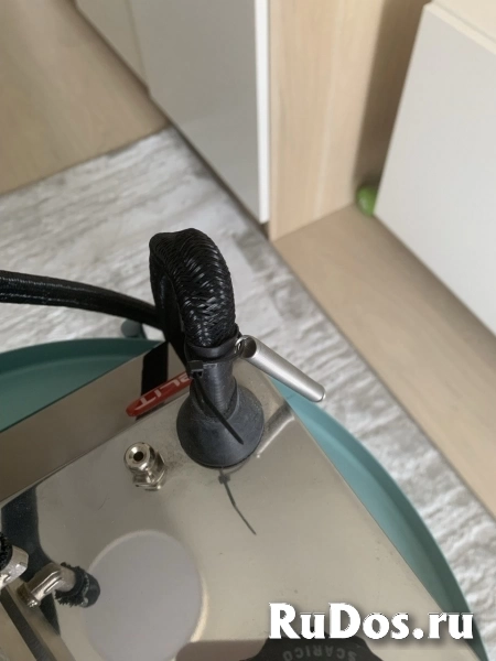 Утюг с парогенератором фотка