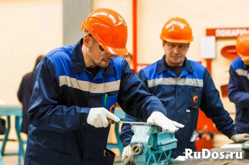 Слесарь МСР в г.Сим фото