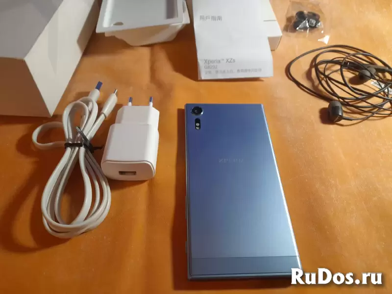 Телефон Sony XPERIA XZs G8232 изображение 7