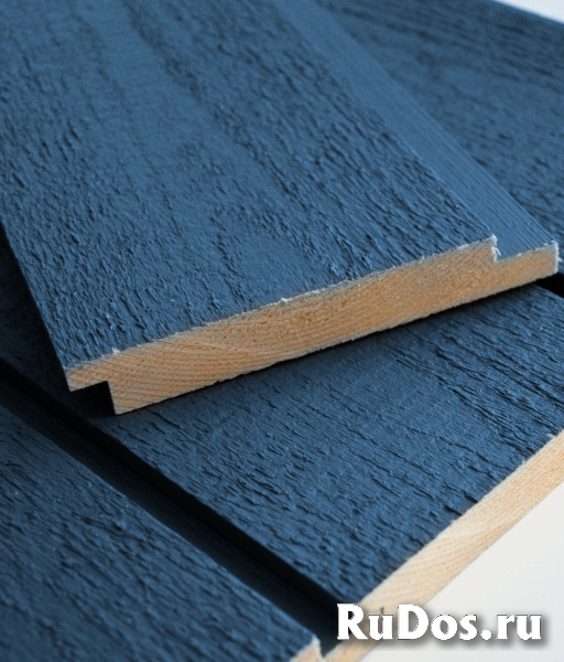 Крашенная фасадная доска с поднятым ворсом фото