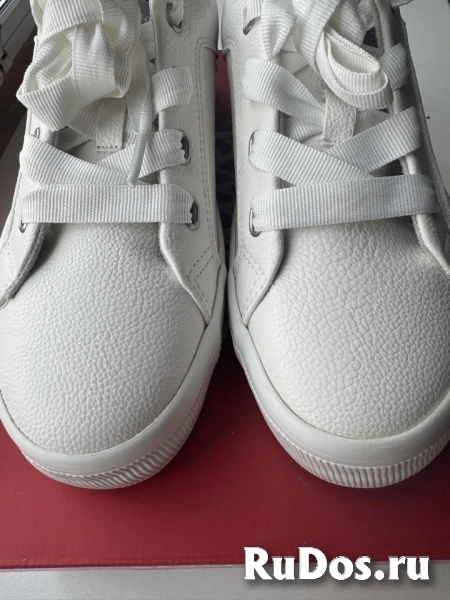 Кроссовки Oliwer белые женские 39 размер кожзам новые платформа кеды кроссы спортивные слипоны обувь на шнурках изображение 10