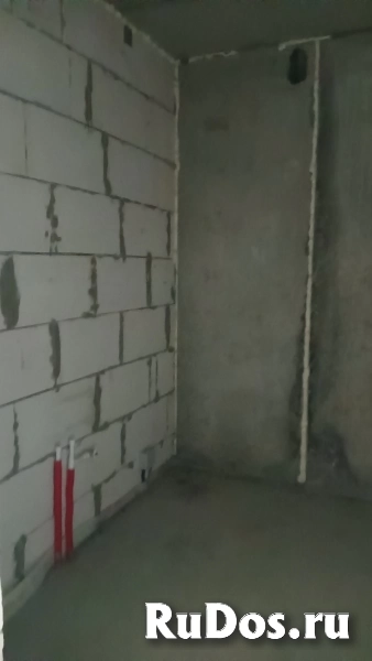 Продаю 1-к. кв-ру 42.8  кв.м., этаж 3/12 эт. дома  г .Евпатория. изображение 4