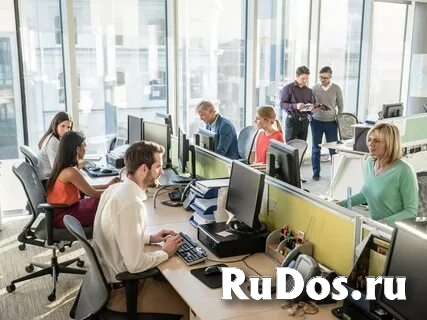 Специалист отдела по работе с клиентами фото