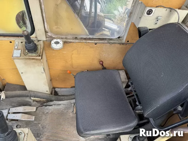 Экскаватор планировщик ЭО-43212 на шасси КАМАЗ-53228 (6х6) изображение 10