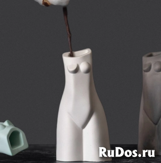 Изделия из гипса ручная работа Кашпо девочка с цветами изображение 8