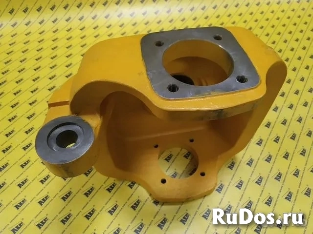 Кулак поворотный JCB  448/42602 изображение 3