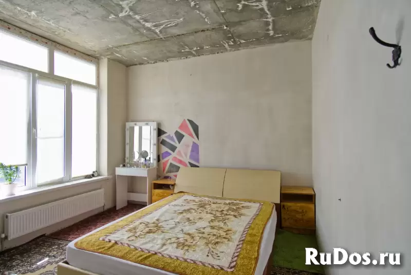 Трёхэтажный дом с террасой и красивым видом в развитом районе Краснодара изображение 6