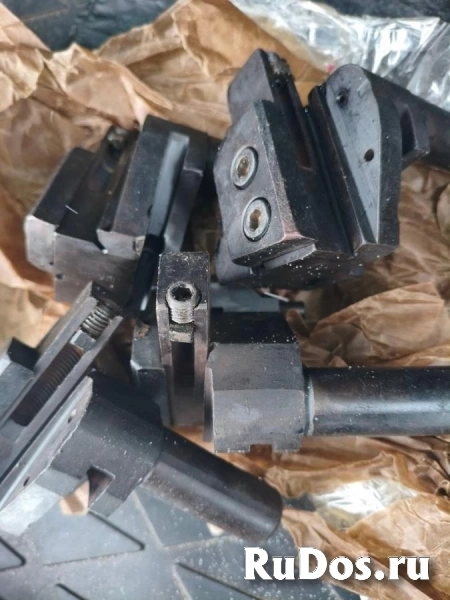 Запчасти и ЗИП к станкам 5993 5А993 резьбонарезные изображение 3