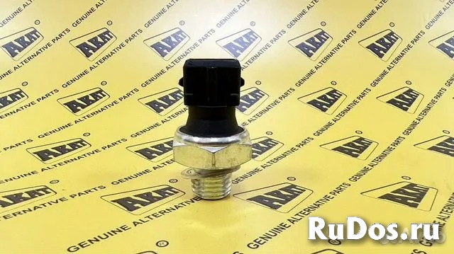 Датчик давления масла DEUTZ 01182792   20943001 фотка