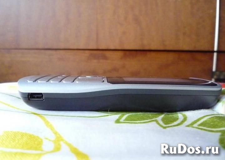 Новый Philips Xenium X130 (оригинал,2-сим,комплект). изображение 8