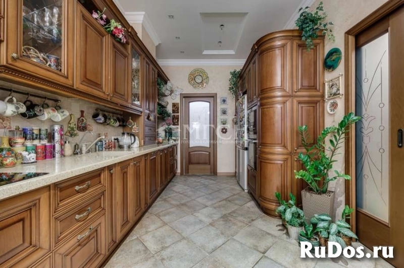 Продам 3 комнатную квартиру 135 м2 изображение 6