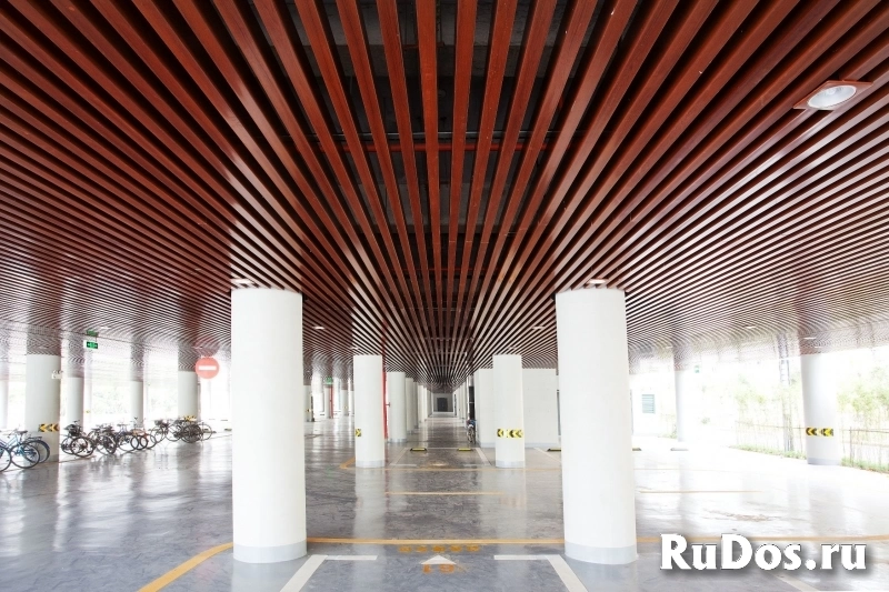 Реечный потолок кубообразный, сплошной, RAL, под дерево изображение 4