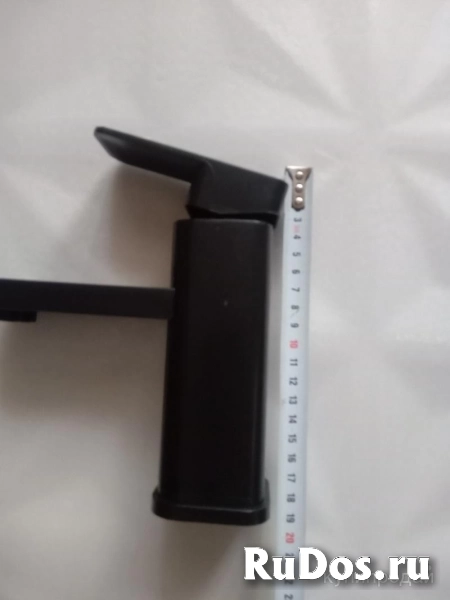 Смеситель стильный новый, горячая и холодная вода изображение 4