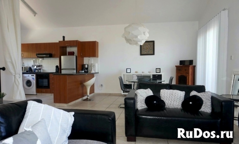 Прекрасная 3-спальная вилла с видом на море в районе Пафоса-Кипр изображение 6