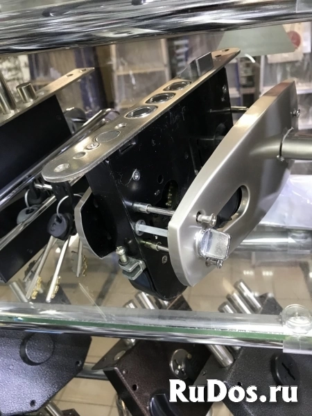 Вскрыть дверь заменить замок срочный выезд. изображение 12