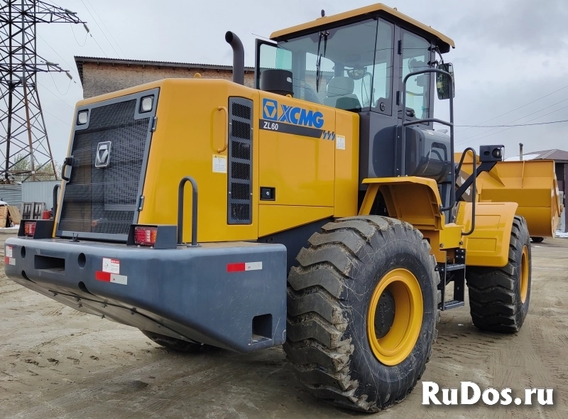 Погрузчик ZL60GV может работать с техникой с приводом 8х4 с доставкой в город Москва изображение 10