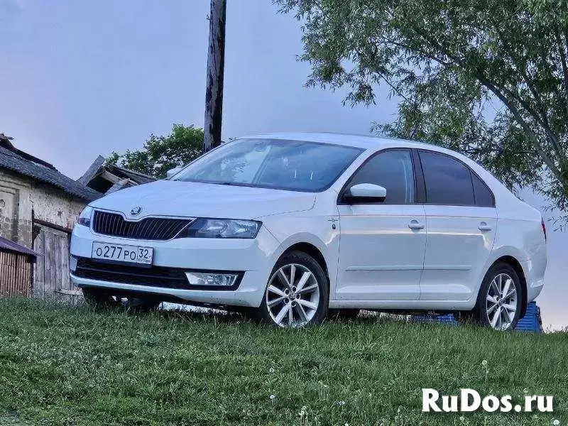 Продам автомобиль SKODA RAPID 2016 г.в. фотка