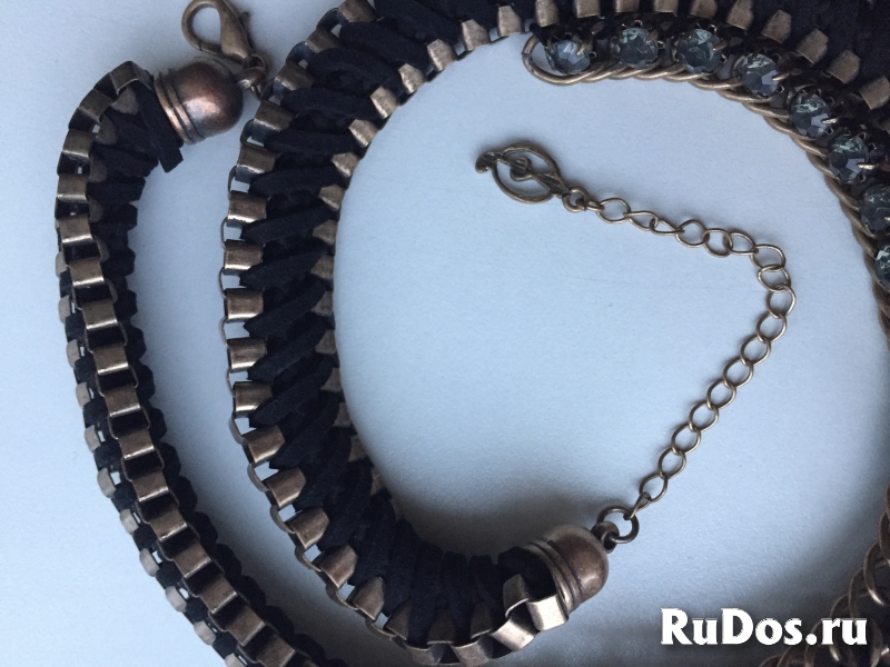 Колье бижутерия стразы Сваровски замша металл бронза украшение ак изображение 3