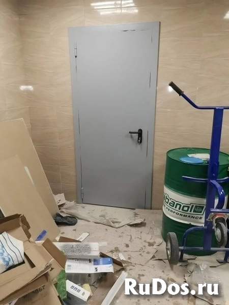 Металлические двери от завода дверей КЗМДВ фото