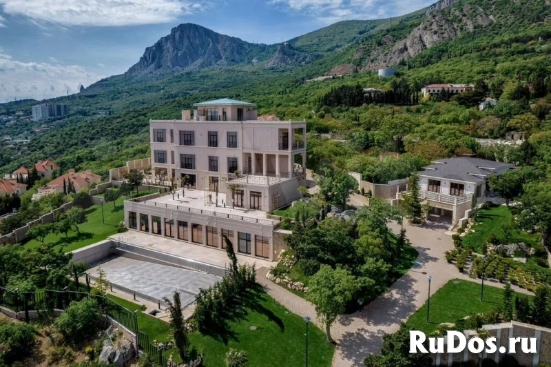 Продам коттедж 3270 м2 фотка