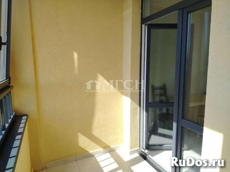 Продам 2 комнатную квартиру 61.5 м2 изображение 4