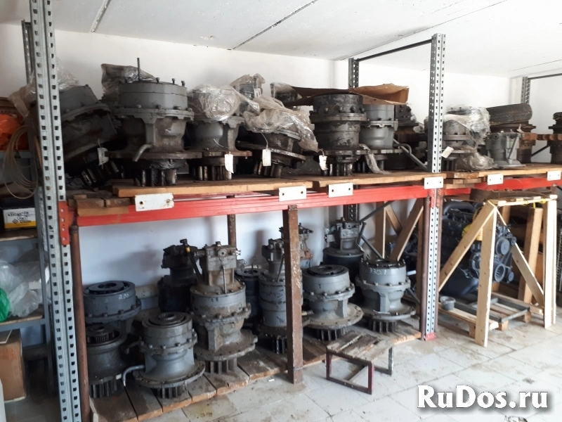 Корпус редуктора поворота Hitachi 1022463 фотка