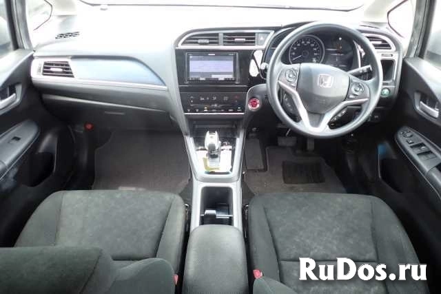 Универсал гибрид Honda Shuttle Hybrid кузов GP7 модификация Hybrid Honda Sensing изображение 3