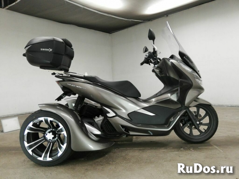 Скутер трайк Honda PCX 150 Trike рама KF30 кофр гв 2018 фото