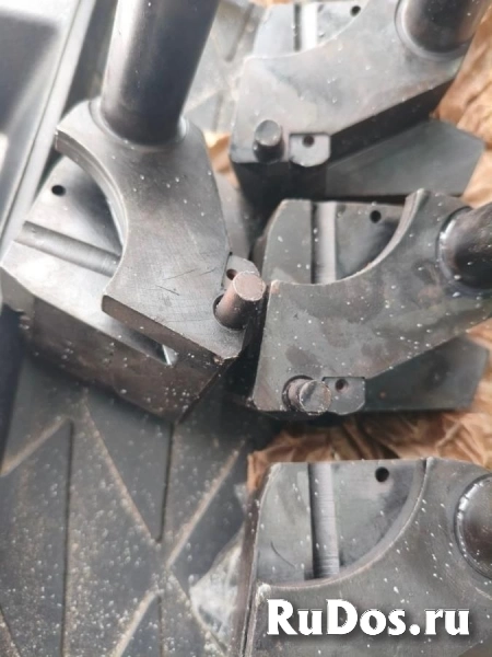 Запчасти и ЗИП к станкам 5993 5А993 резьбонарезные фотка