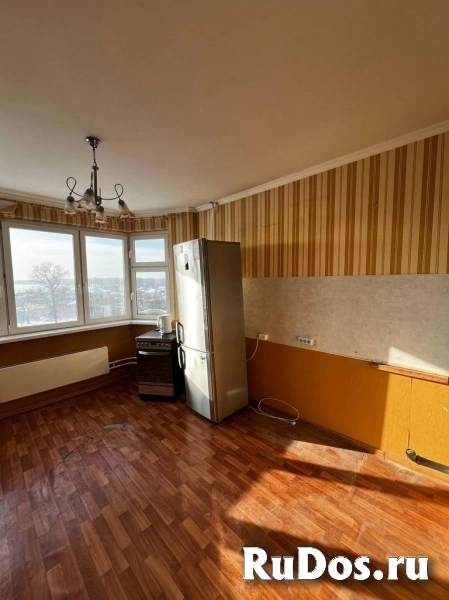 Продам 4 комнатную квартиру 96.6 м2 изображение 3