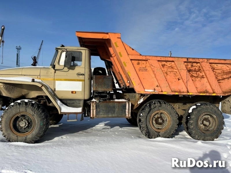 Самосвал Урал 555710, 2002 года выпуска, Томск изображение 3