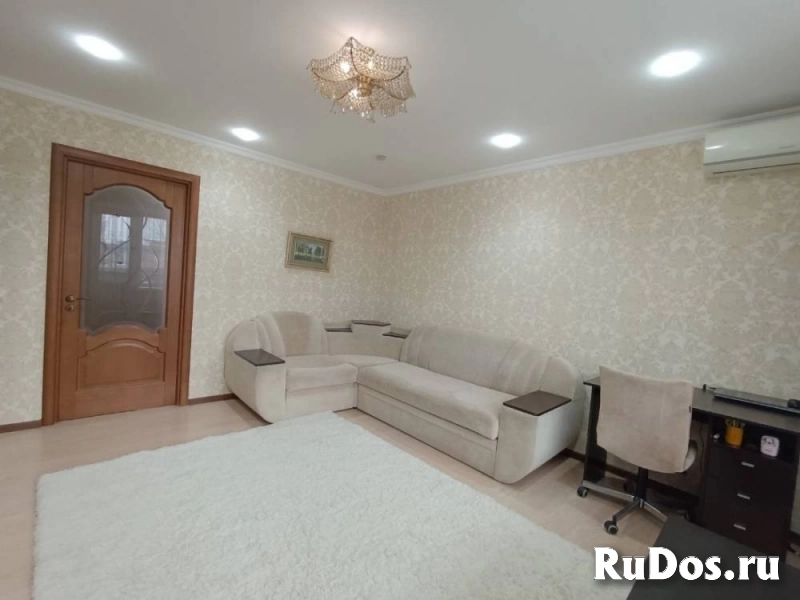 Продам 2 комнатную квартиру 55 м2 изображение 3