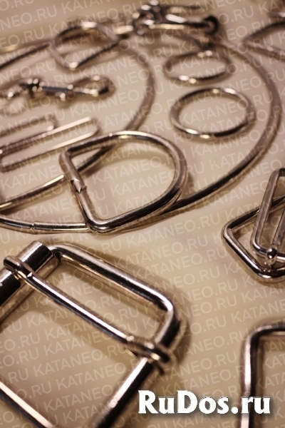 Кобурный винт. Винты для ремней. Болты для каталогов и рекламных буклетов. изображение 7