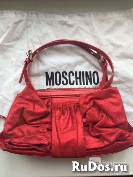 Сумка moschino италия красная замша натуральная лазерная лак кожа изображение 5