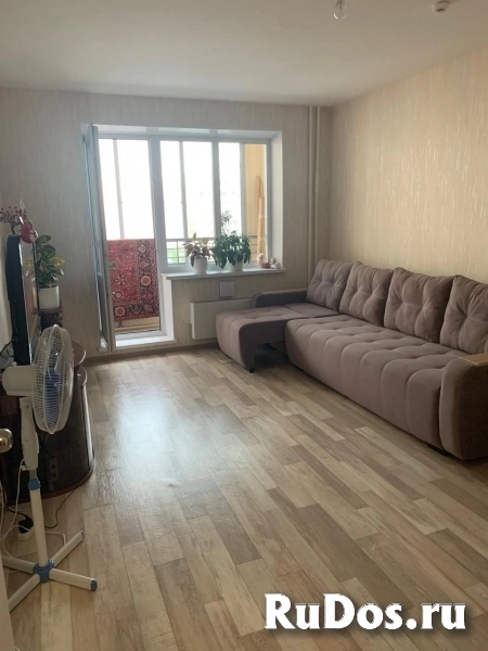 продается 2 комнатная квартира изображение 4