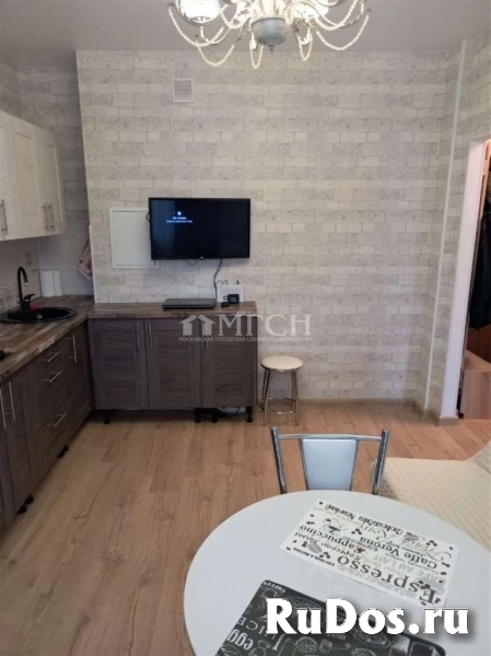 Сдам 1 комнатную квартиру 35 м2 изображение 3