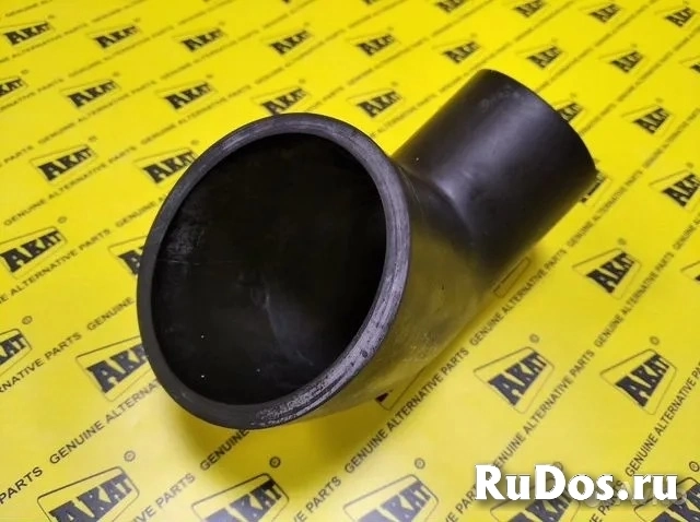 Патрубок радиатора нижний JCB 834/00666 фотка