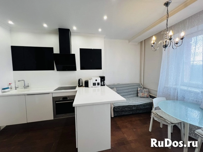 Продам 2 комнатную квартиру 58.6 м2 изображение 10